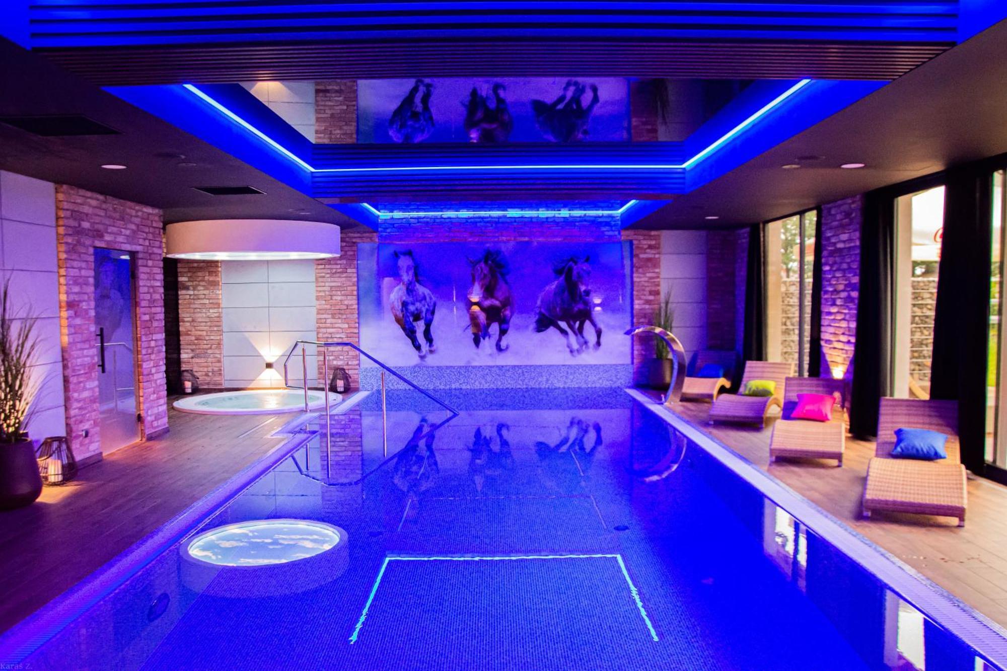 Pyszna Stajenka Hotel Bakow  Екстериор снимка