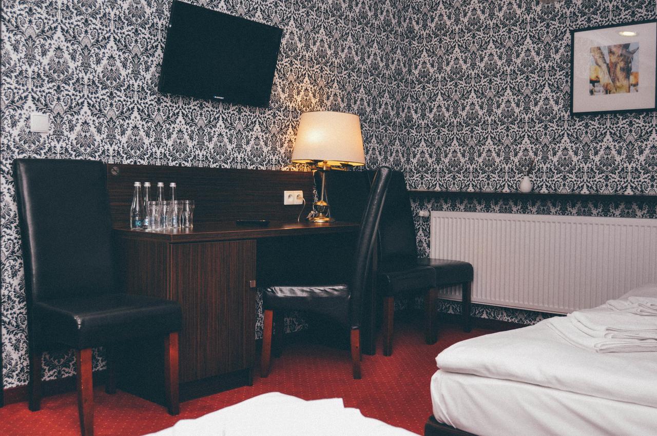 Pyszna Stajenka Hotel Bakow  Екстериор снимка